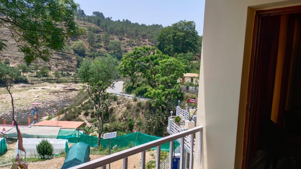 אלמורה Shivalik River Retreat מראה חיצוני תמונה