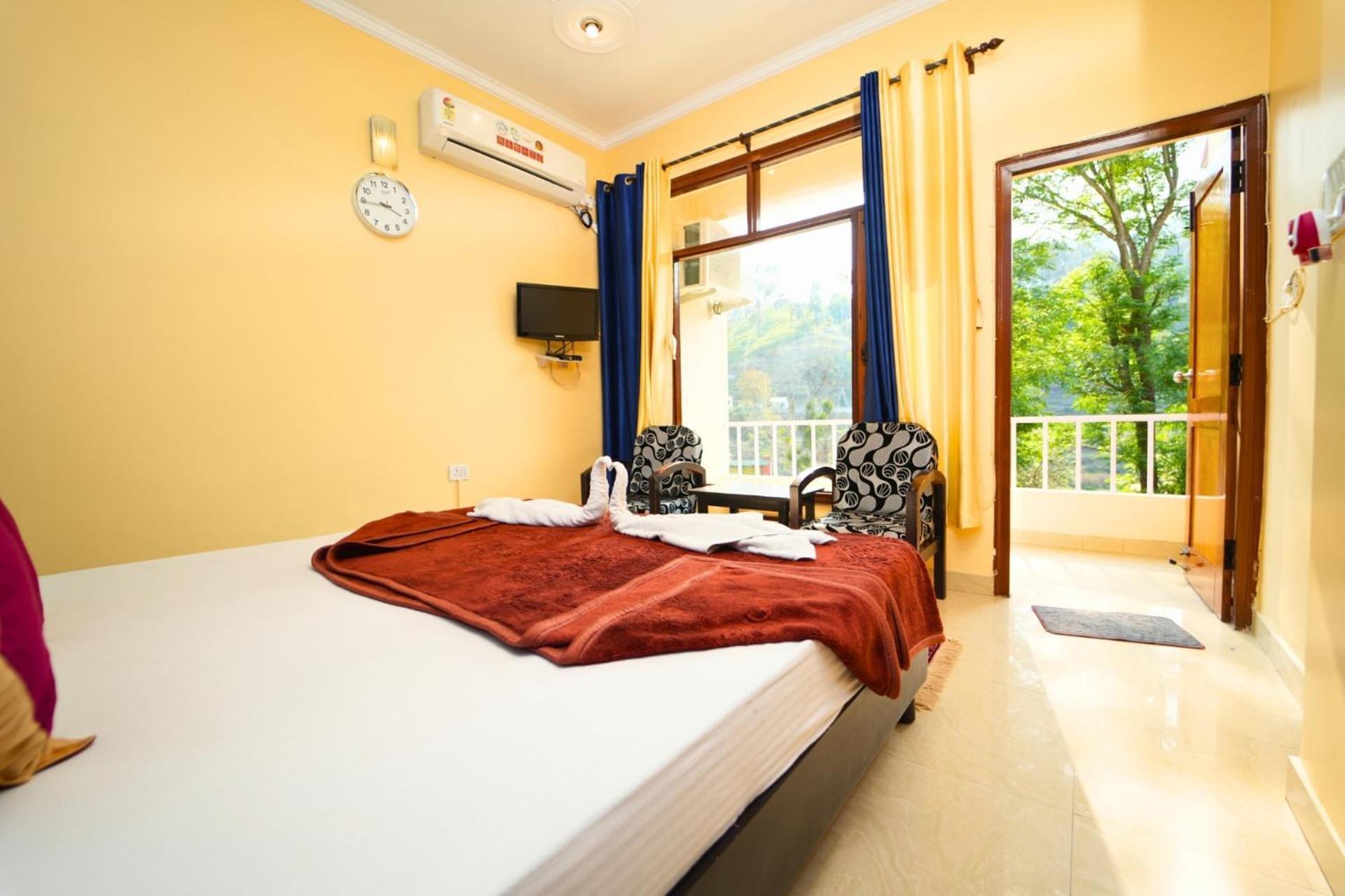 אלמורה Shivalik River Retreat מראה חיצוני תמונה